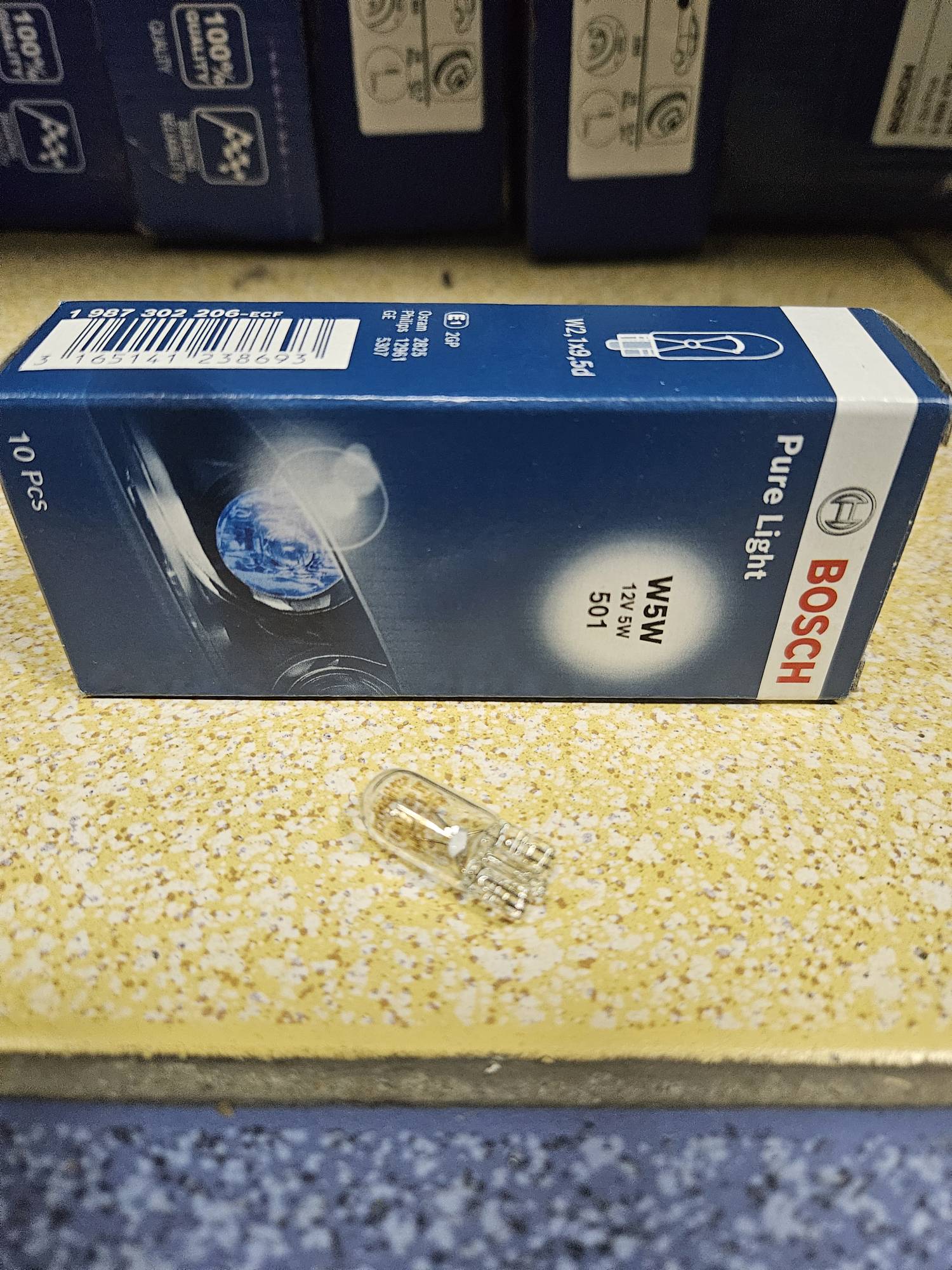 Лампа безцокольная габаритов 12V 5w BOSCH 1987302206 ан N0177522/N0177532 /1864305009L