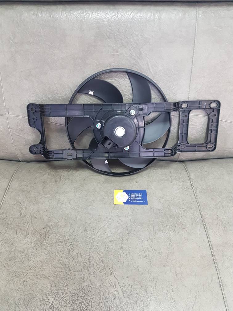 LFC0970 LUZAR Диффузор радиатора в сборе  (Logan) до 08 без кондиционера Luzar LFC0970 ан 6001550770