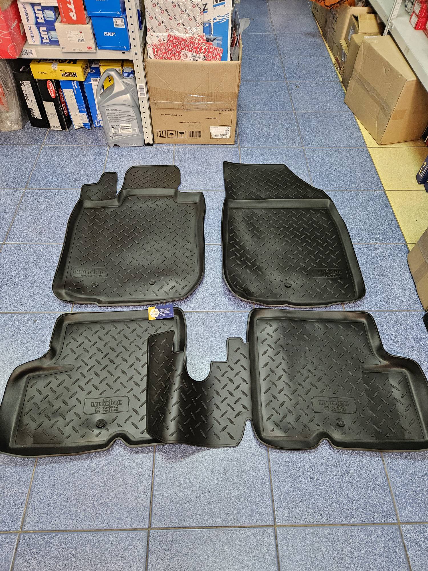 Коврики салона (Duster) полиуретан (к-т) Norplast NPLPo6904 ан 7711547664 / 7711546510