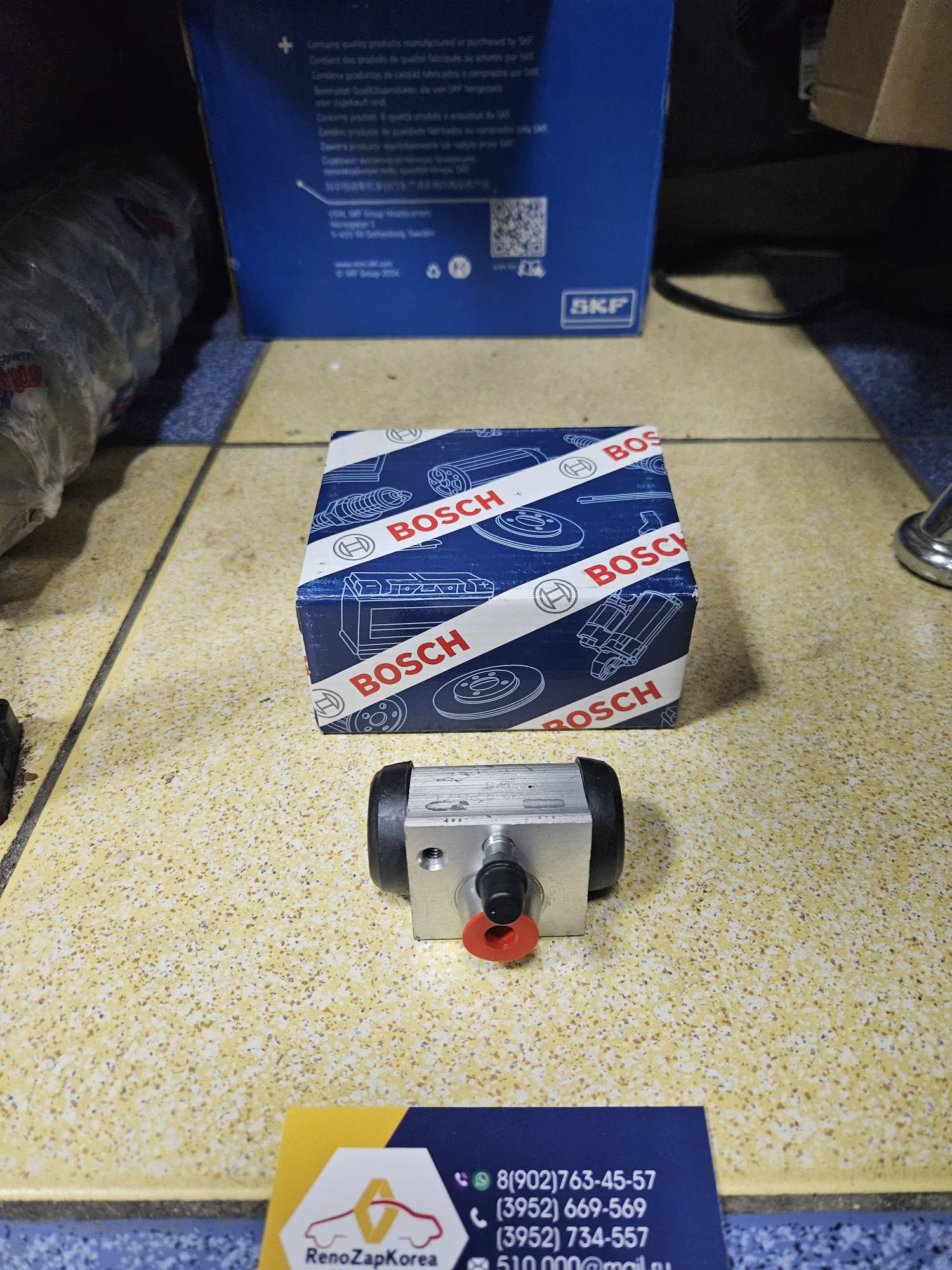 F026002249 Bosch Цилиндр задний тормозной (Reno Logan, Sandero, Logan c14г) (1болт) (сист Бош) Bosch F026002249 ан 7701047838