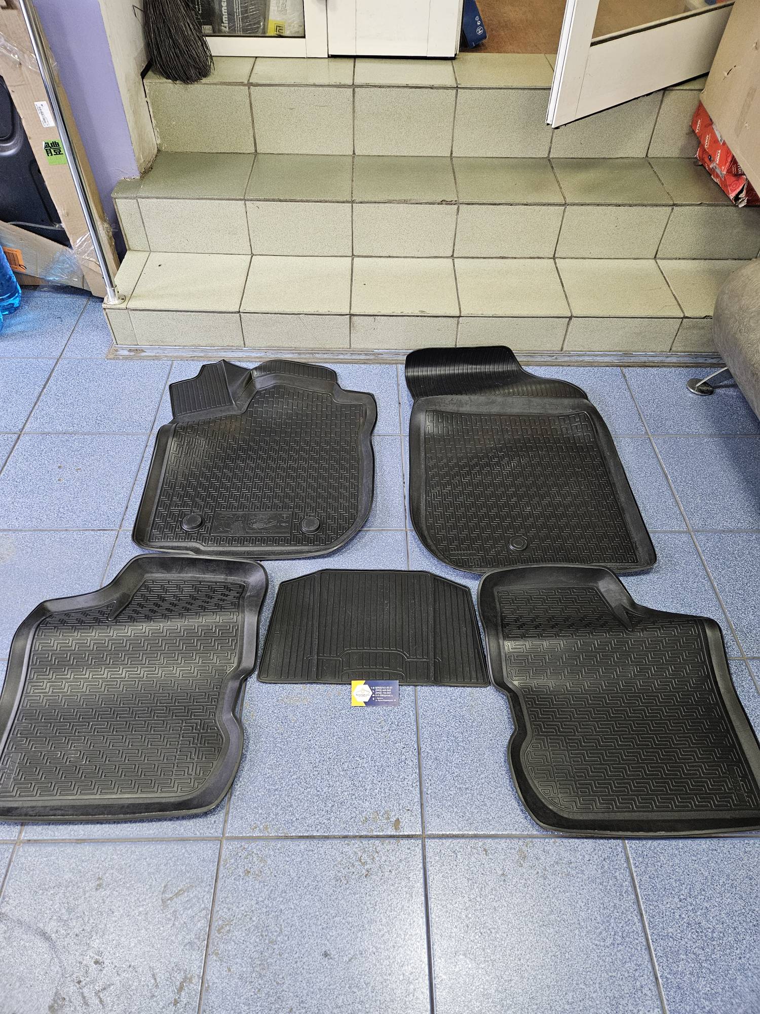 Коврики салона (Logan 2014г) (резиновые) Rival 14702001 ан 7711547218