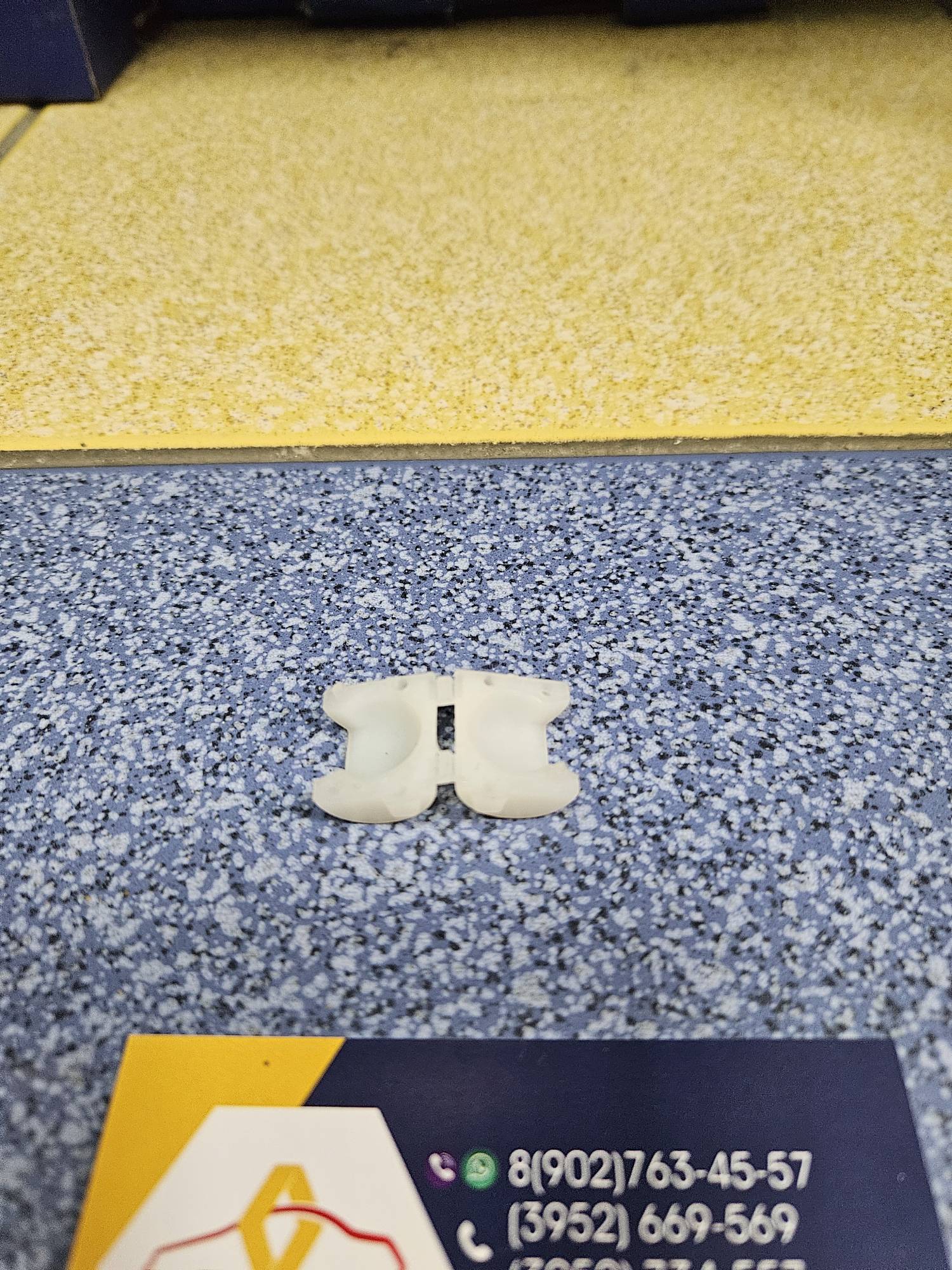 TRK1308 Tork А24 Втулка рычага перекл передач кулисы на самой МКП (Logan) Tork TRK1308 / 700671  ан  7700872205